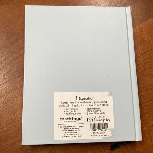 Fitspiration Guided Journal by C. R. Gibson - Picture 6 of 7